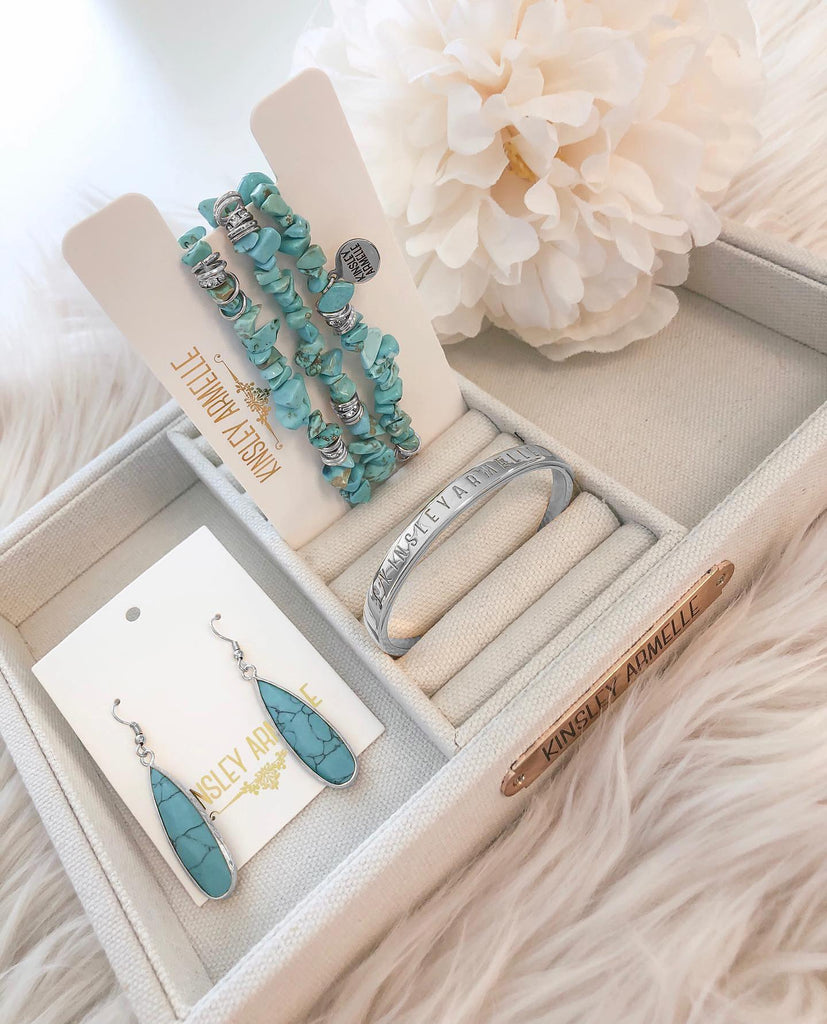 Silver Dakota Jewelry Set