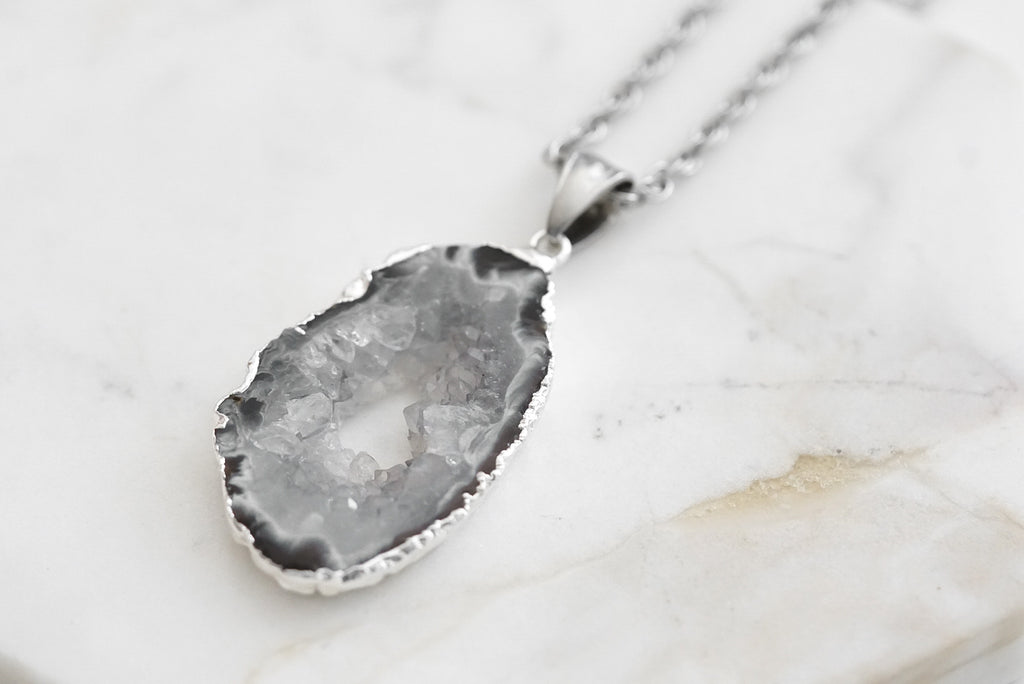 Agate Collection - Silver Tailor Necklace
