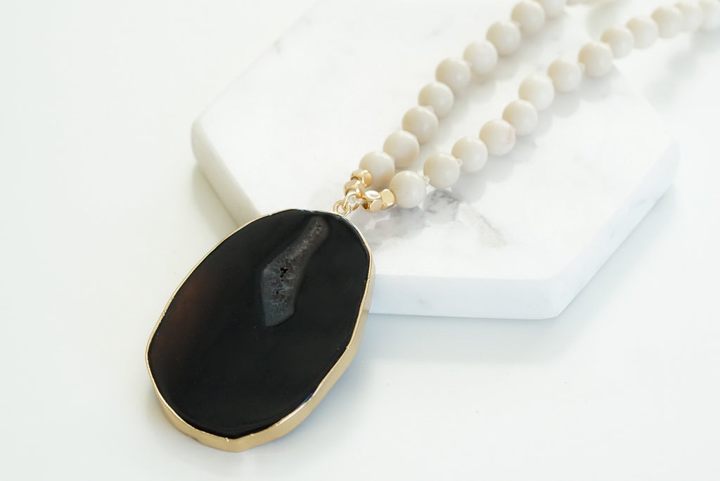 Onyx Collection - Tawny Necklace